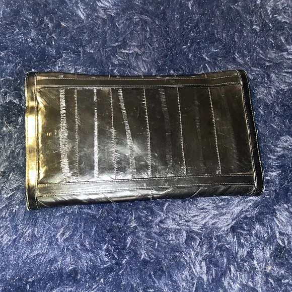 Black Clutch - Picture 4 of 6